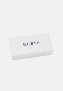 Guess Wallet - Rosewood -Guess Clothing Sale 0111bcf9e19146409fd22ffa730481a4