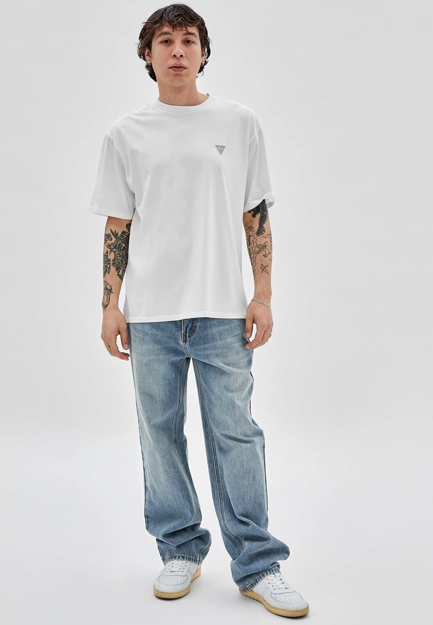 Mit Logo Am Rücken - Print T-Shirt 2 Mit Logo Am Rücken - Print T-Shirt - Image 2