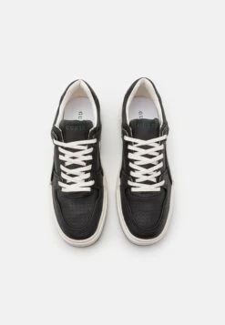 Guess Cento Smart - Trainers - Black 9 Guess Cento Smart - Trainers - Black -Guess Clothing Sale 09c562ce95434a46a027033e44177a7c