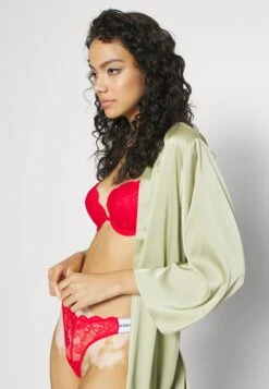 Guess Belle - Thong - Planet Red -Guess Clothing Sale 0af51310a09345d19d0975f17975217e