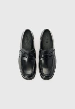 Guess BART - Moccasins - Black -Guess Clothing Sale 0c40930a5bb440ee88db48643058a4d2