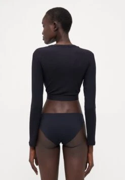 Guess TESSA - Pyjama Top - Jet Black -Guess Clothing Sale 0d3559068ba745aeb2f089fc04fe1151