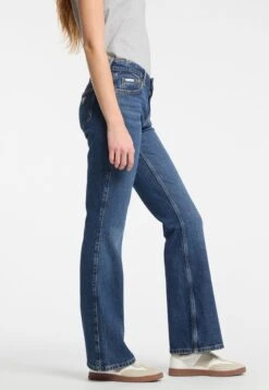 Bootcut Jeans - Gj Vintage Medium Wa -Guess Clothing Sale 0e185d9a554f4ac8ba5834e12d7696ca