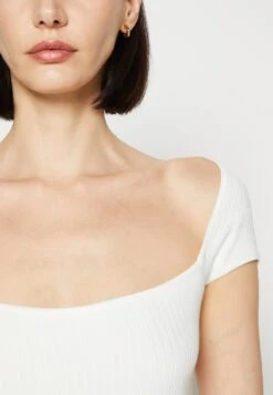 Guess Coline - Print T-Shirt 11 Guess Coline - Print T-Shirt -Guess Clothing Sale 0e89247daf2e471cb3aae1dd8076098c