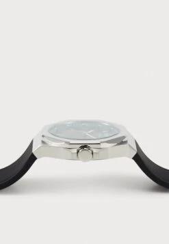 Guess EMPEROR - Watch - Black -Guess Clothing Sale 0f6be64b112e42779196ccab1f1a4ca0