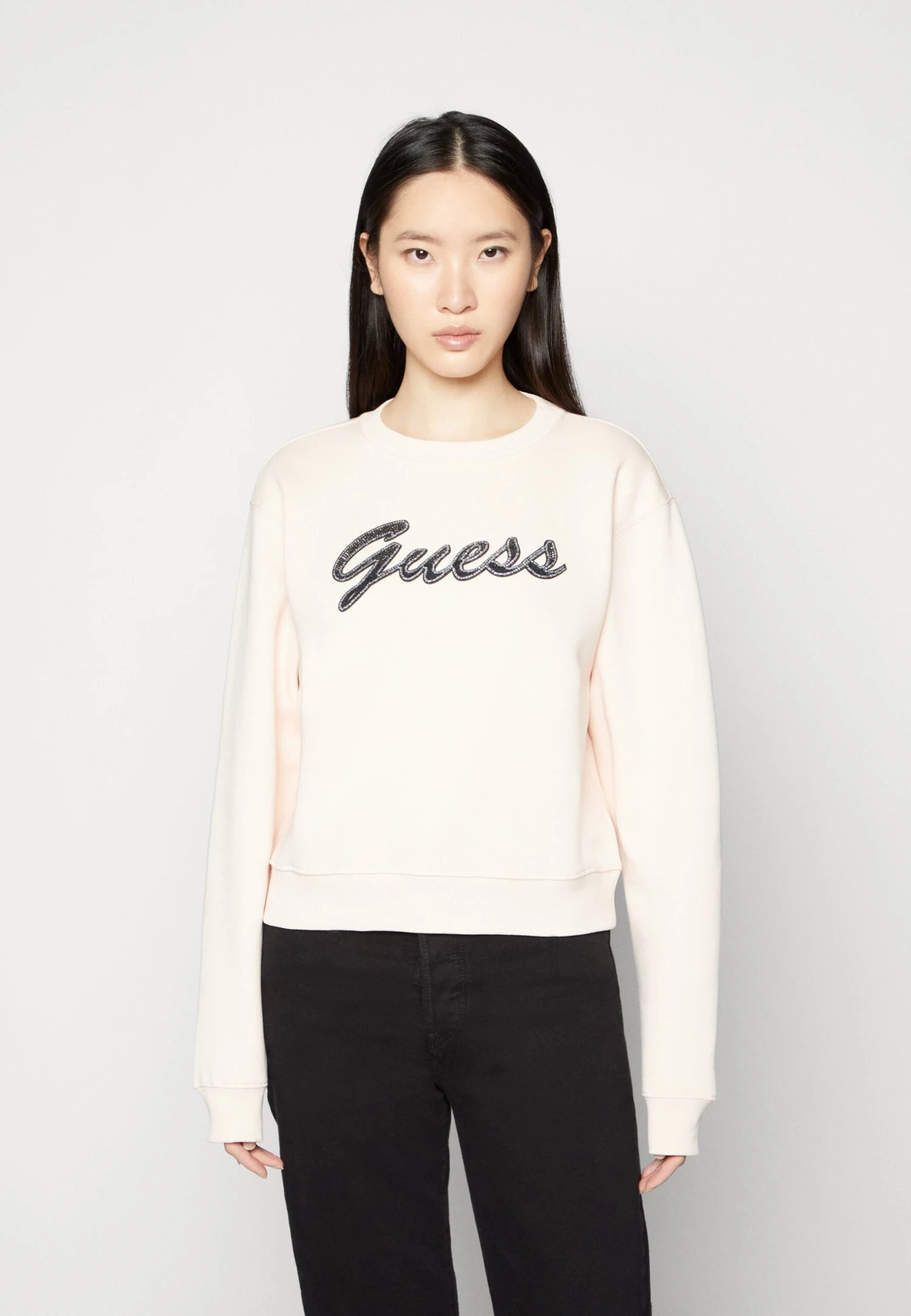 Guess Alona - Sweatshirt - Blush Breeze 1 Guess Alona - Sweatshirt - Blush Breeze