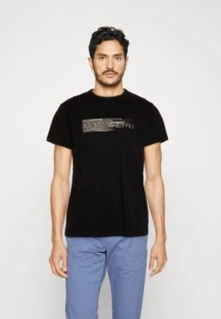 Guess Ss Cn Shaded Logo Tee - Print T-Shirt - Jet Black