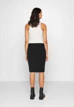 Guess Disis Skirt - Pencil Skirt - Jet Black -Guess Clothing Sale 133d9b9cb68d4b4d87d87f640fa6057d