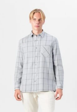 Guess CHECK SHIRT - Shirt - Light Blue