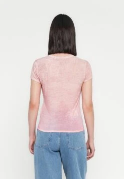 Guess ROSES TEE - Print T-shirt - Pink Pearl -Guess Clothing Sale 14a0256a48e44e5fbf3ab63e34ce4e07