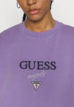 Go Baker Logo Crewneck - Sweatshirt - Light Iris Multi -Guess Clothing Sale 16167c9d72b54f699b529591d855e8ec