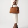 Guess NOELLE II LUXURY SATCHEL - Handbag - Light Cognac