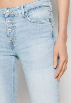 Guess 1981 Exposed Button - Jeans Skinny Fit - Pacific -Guess Clothing Sale 17243cec01b0435dbaa4a3925b3553e6