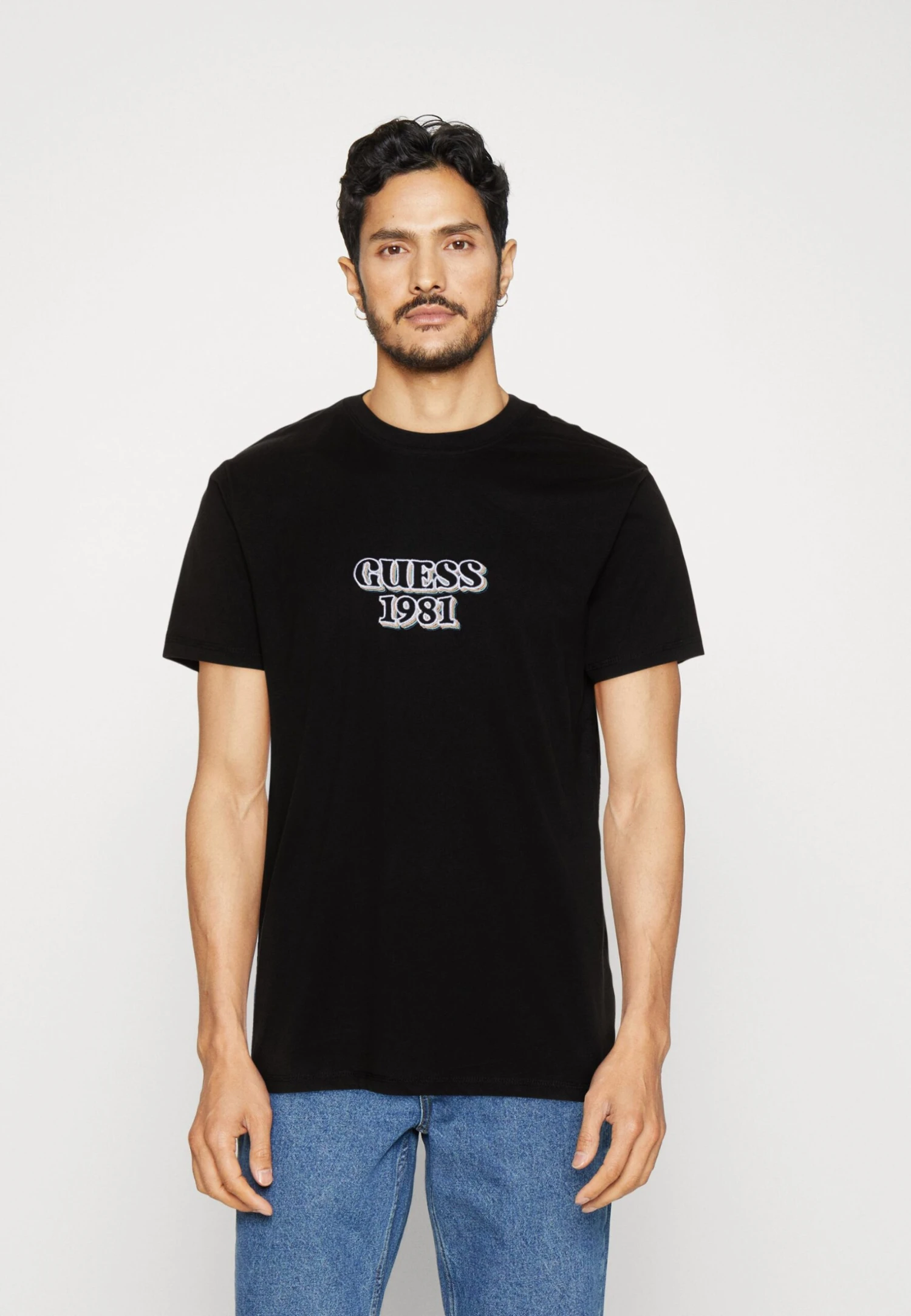 Guess Embro Box Logo Tee - Print T-Shirt - Jet Black 1 Guess Embro Box Logo Tee - Print T-Shirt - Jet Black