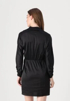 Guess TANYA DRESS - Shift Dress - Jet Black -Guess Clothing Sale 1c6822303cbd429a87ae85fc98a3bc3d