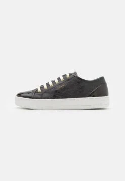 Guess Udine - Trainers - Black