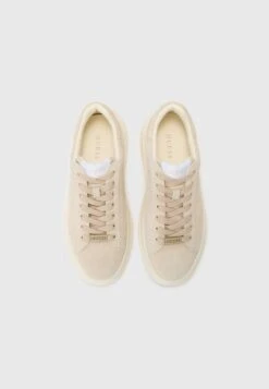 Guess ELBA - Trainers - Beige 10 Guess ELBA - Trainers - Beige -Guess Clothing Sale 1dfeeff1419f400080d36c43d5245058