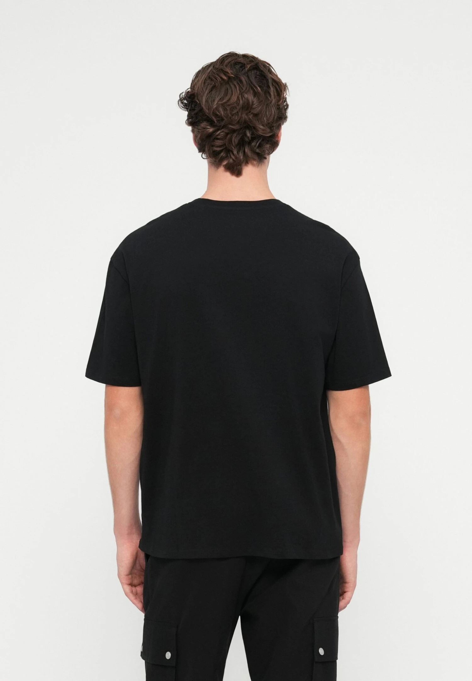 Guess BASIC QUATTRO TEE - Print T-shirt - Jet Black 3 Guess BASIC QUATTRO TEE - Print T-shirt - Jet Black - Image 3