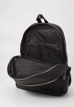 Guess TORINO ROUNDED - Rucksack - Black -Guess Clothing Sale 202647e941e34a98b704488949b584fb