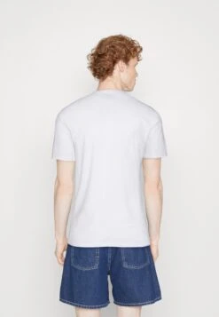 Guess VN SS CORE - Basic T-shirt - Pure White -Guess Clothing Sale 20759834fb2c4129a7bdb4e764a0f926