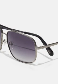 Guess Unisex - Sunglasses - Shiny Gunmetal -Guess Clothing Sale 20a93813685d49efac52007880f1ea88
