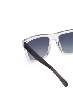 Guess Sunglasses - Crystal Gradient Blue -Guess Clothing Sale 24e6b1280e9945dbb31987c664693e83