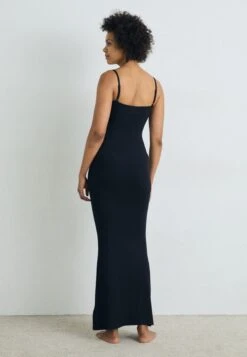 Guess TESSA LONG DRESS - Nightie - Jet Black -Guess Clothing Sale 2512438c01b245139a38f2e23294178f