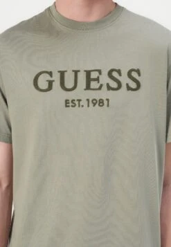Guess BOX LOGO TEE - Print T-shirt - Mossy Green -Guess Clothing Sale 258be159ba9f4478a07263daf3ded5ed