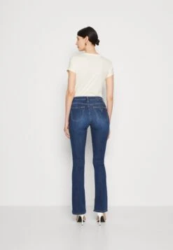 Guess Flared Jeans - Feather Ocean -Guess Clothing Sale 25d8996fa9184b0e9e4b711614d51e40