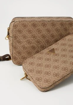 Guess MILANO DOUBLE CROSSBODY - Cross Body Bag - Beige/brown/blue 11 Guess MILANO DOUBLE CROSSBODY - Cross Body Bag - Beige/brown/blue -Guess Clothing Sale 25f65280e22347f29fbe6164a75b1061