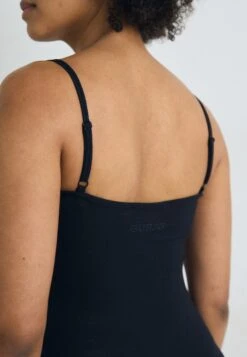 Guess TESSA LONG DRESS - Nightie - Jet Black -Guess Clothing Sale 2816bf44e2514b0785b2bbdf5a33378d