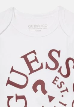 Guess BABY HOODED SET UNISEX - Baby Gifts - Bordeaux -Guess Clothing Sale 2a34f3445e78456e8d95f34ceff9e16e