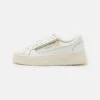 Guess Avellino Zip - Trainers - White
