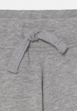 Guess Core Junior Active - Shorts - Light Heather Grey 5 Guess Core Junior Active - Shorts - Light Heather Grey -Guess Clothing Sale 2c888e8c23d94d3fa301d6feceedf1fd