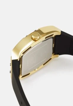 Guess Legend - Chronograph Watch - Gold-Coloured 7 Guess Legend - Chronograph Watch - Gold-Coloured -Guess Clothing Sale 2d01510de4fa4c6ebee173c9220bd512