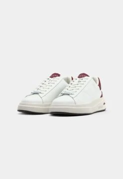 Guess ELBA - Trainers - White/burgundy -Guess Clothing Sale 315983bea13b44a982531d37a9309a30