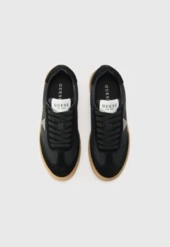 Guess WIMAN - Trainers - Black -Guess Clothing Sale 3233cc4de7074fbfb5fbbe2708c5a696