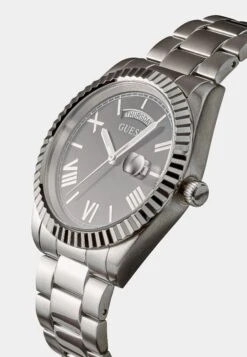 Guess Unisex - Watch - Silver-Coloured -Guess Clothing Sale 3402d6a0286e4c7589fe669cc74d0dbd