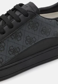 Guess Udine - Trainers - Black Coal -Guess Clothing Sale 364a94ddfff046e8a041b6aeae3b5845