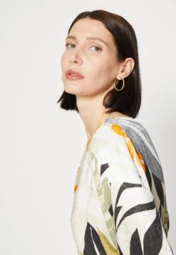 Guess Cassia Dress - Day Dress -Guess Clothing Sale 379f115f5c2c4978824684ab17df597d