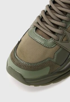 Guess BELLU - Trainers - Green 12 Guess BELLU - Trainers - Green -Guess Clothing Sale 39d0791e40614ccc8875dbb7dc04af85