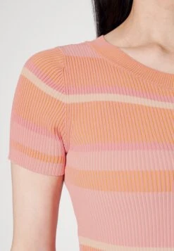 Guess Eliane Dress - Shift Dress -Guess Clothing Sale 3c5e910e789a4552bfa8f8c11be6252f