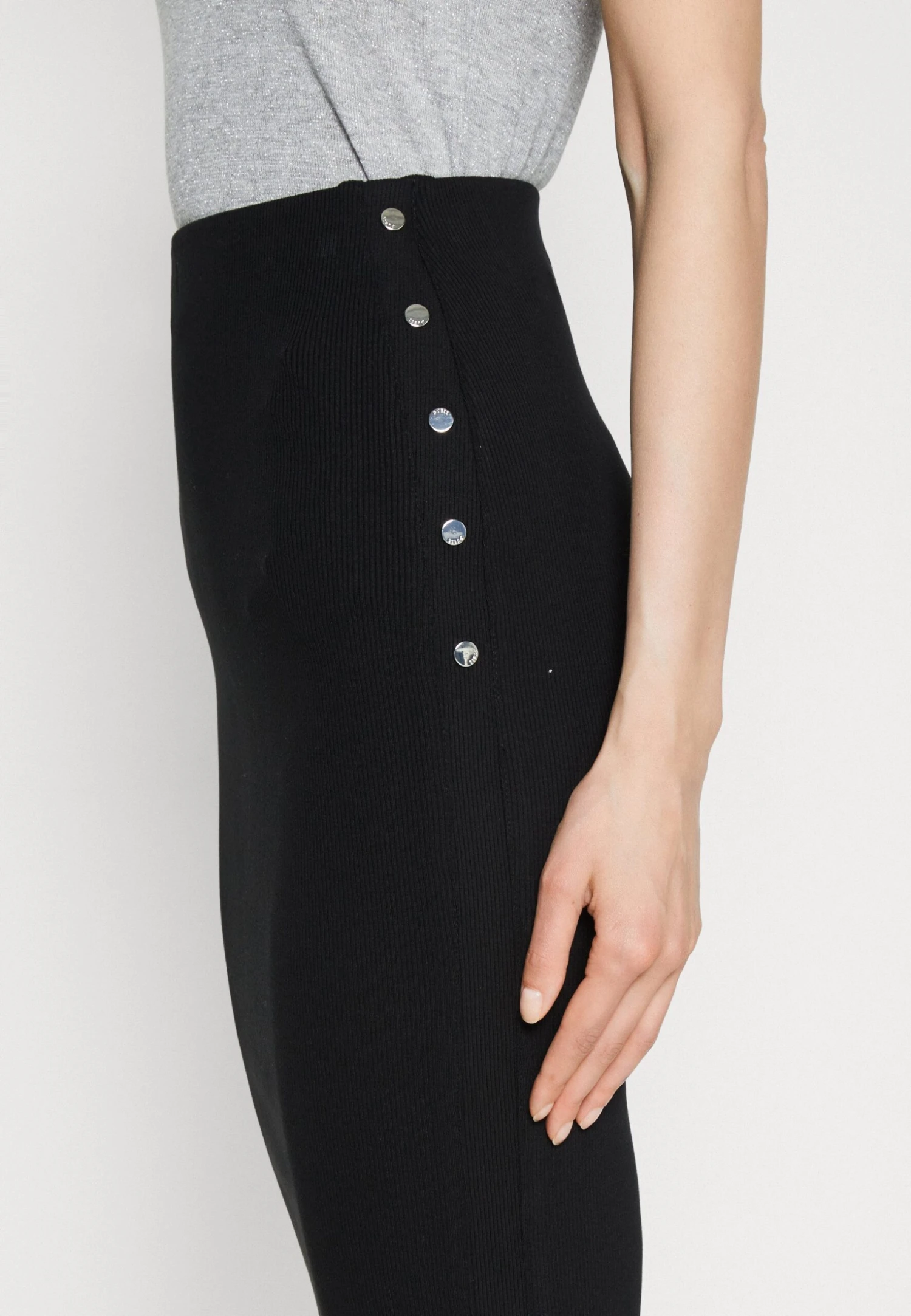 Guess Leila Longuette - Pencil Skirt - Jet Black 4 Guess Leila Longuette - Pencil Skirt - Jet Black - Image 4