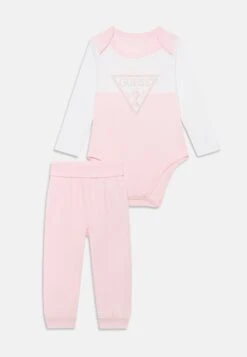 Guess BABY PANTS SET UNISEX - Tracksuit Bottoms - Pink/white