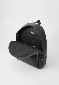 Guess MILANO COMPACT BACKPACK - Rucksack - Black/lime -Guess Clothing Sale 410ed104b073433f9dc317e33093845f