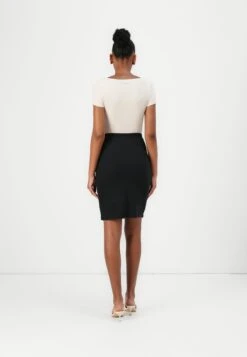 Guess PRISCA JEWEL PENCIL SKIRT - Pencil Skirt - Jet Black -Guess Clothing Sale 42d9143b83b8446ca07cd1759c8c1038
