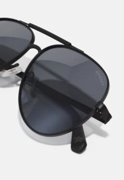 Guess Unisex - Sunglasses - Matte Black -Guess Clothing Sale 437758e24dee4b72a894e38abaf22dab