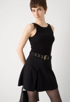 CHRISTINA PLEATS SKIRT - Pleated Skirt - Black -Guess Clothing Sale 4426de31939441d5bc2a5d849bcd1051