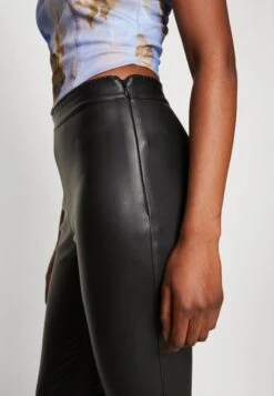 Hype Skinny Flare Pant - Trousers - Jet Black -Guess Clothing Sale 44b4b8d543f04be3bcd3908f7fcc6f77