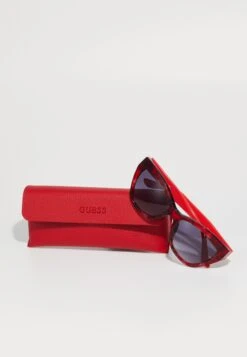 Guess GU00204 - Sunglasses - Red Havana / Gradient Smoke -Guess Clothing Sale 44d3f587c09b4df1be6cd1b321d1db4d